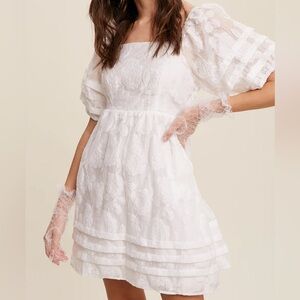 Bella Ella White Floral Woven Baby Doll Mini Boho Dress w/Pockets Size Medium